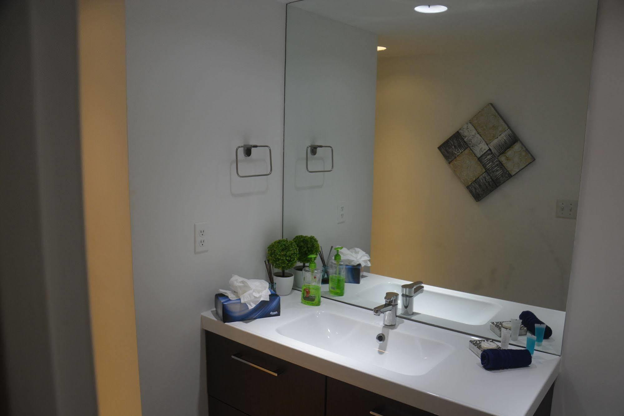 Apartments At Sian Residences Hallandale Beach Bagian luar foto