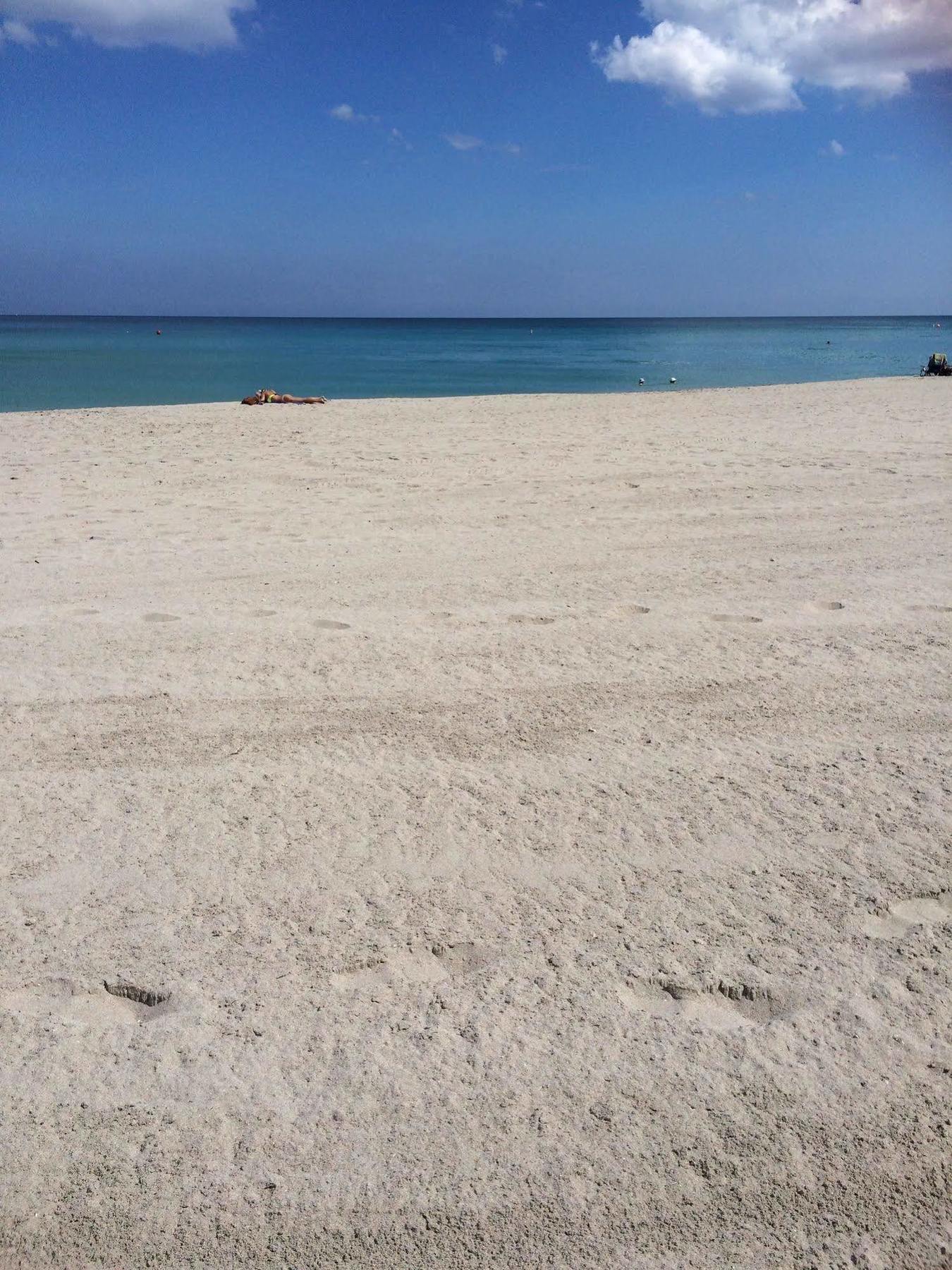 Apartments At Sian Residences Hallandale Beach Bagian luar foto