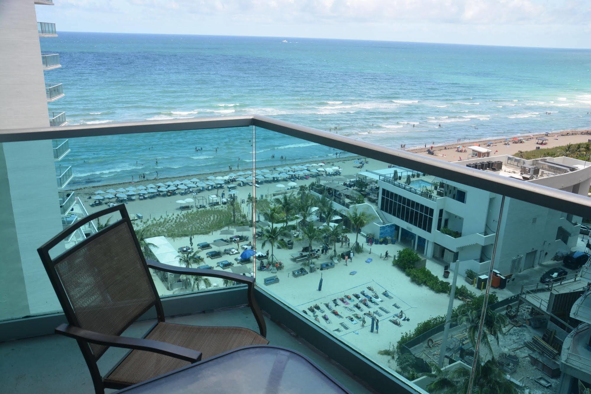 Apartments At Sian Residences Hallandale Beach Bagian luar foto