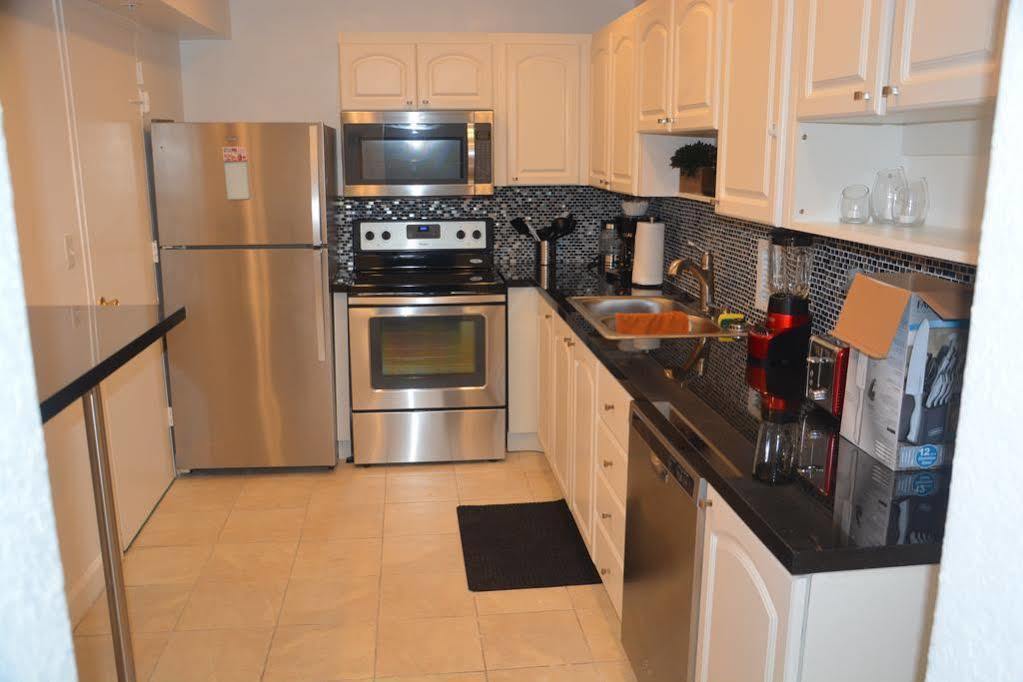 Apartments At Sian Residences Hallandale Beach Bagian luar foto