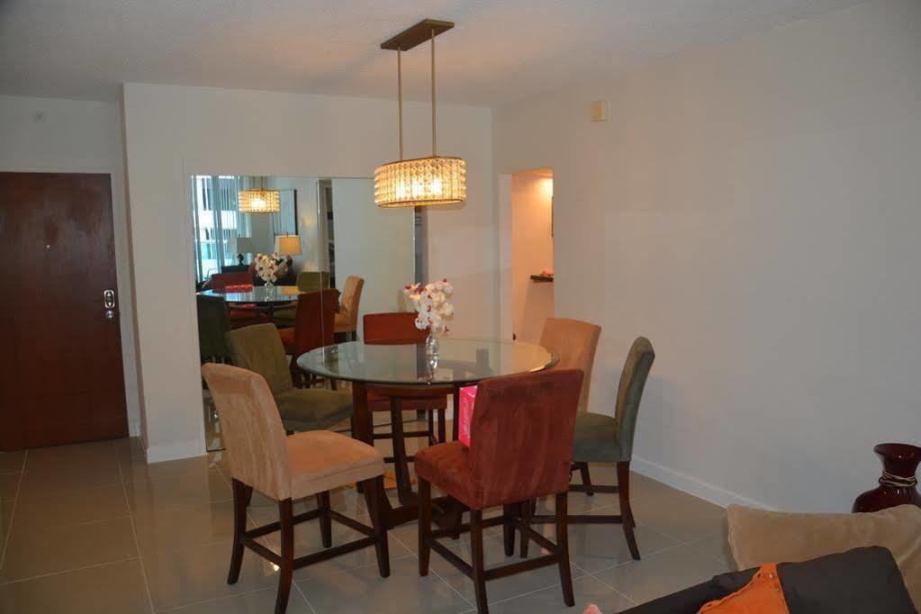 Apartments At Sian Residences Hallandale Beach Bagian luar foto