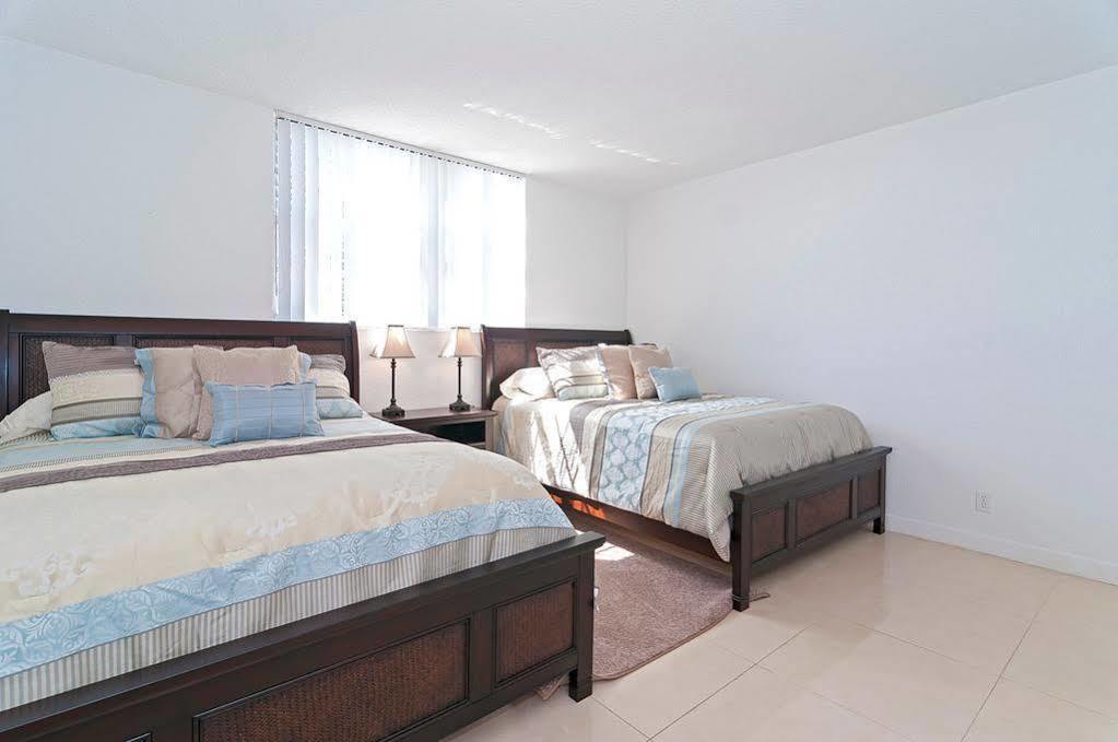 Apartments At Sian Residences Hallandale Beach Bagian luar foto